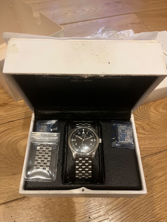 マーク15中期ブレス（高級時計）の商品画像 - 査定依頼日：2026年3月21日 - 最高査定価格：650,000円