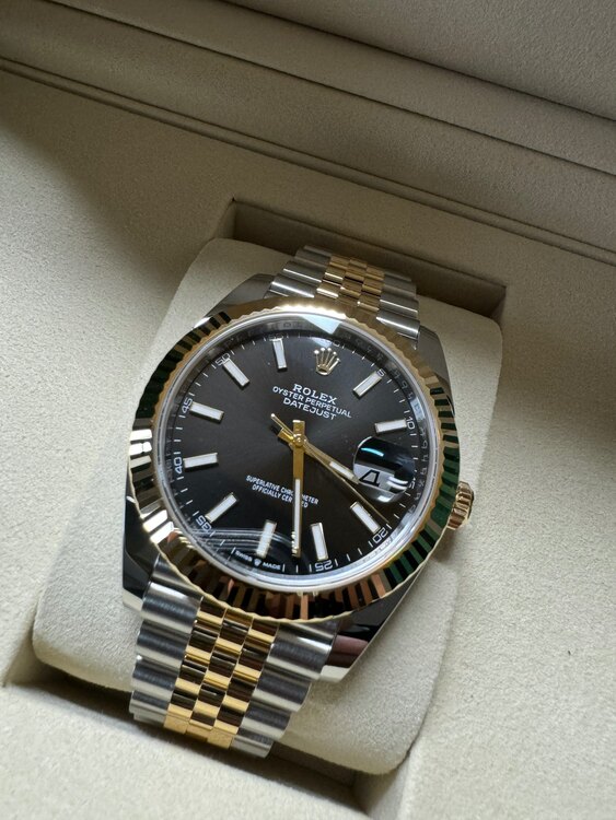 ロレックス デイトジャスト （高級時計）の商品画像 - 査定依頼日：2025年3月12日 - 最高査定価格：2,160,000円