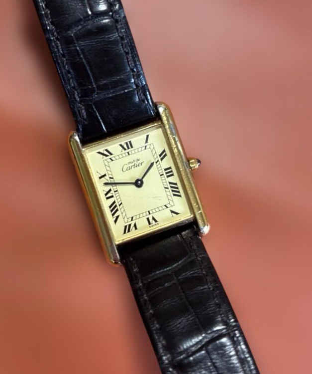 カルティエ タンク （高級時計）の商品画像 - 査定依頼日：2025年8月26日 - 最高査定価格：300,000円