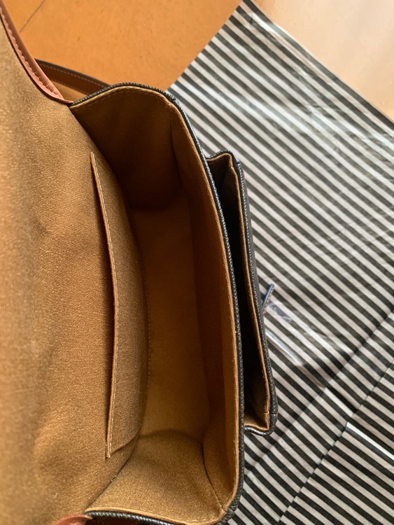 セリーヌ  （ブランドバッグ）の商品画像 - 査定依頼日：2026年2月19日 - 最高査定価格：120,000円