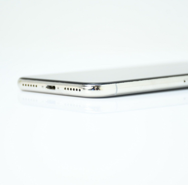 iPhonex 356741081362484（スマホ）の商品画像 - 査定依頼日：2026年7月18日 - 最高査定価格：8,000円