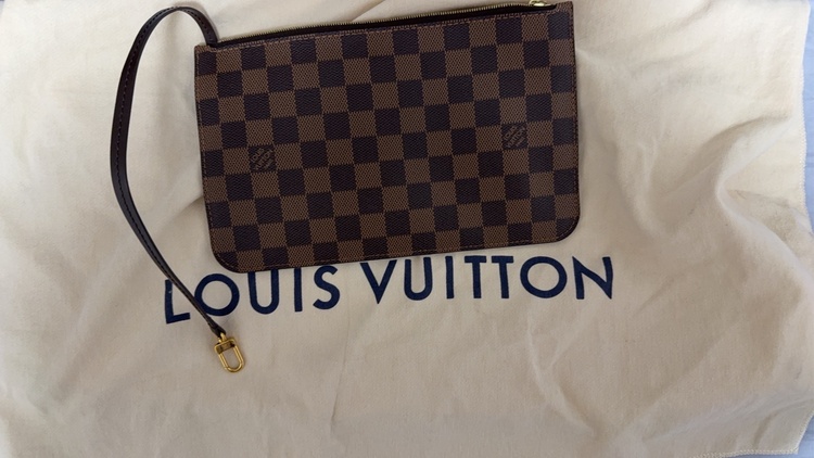 ルイヴィトン ネヴァーフル （ブランドバッグ）の商品画像 - 査定依頼日：2025年12月22日 - 最高査定価格：140,000円