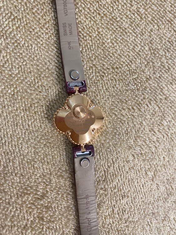 スウィートアルハンブラウォッチ（高級時計）の商品画像 - 査定依頼日：2025年1月18日 - 最高査定価格：800,000円