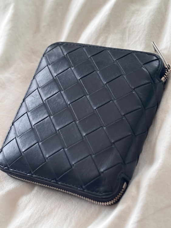 ボッテガ・ヴェネタ  （ブランドバッグ）の商品画像 - 査定依頼日：2025年7月6日 - 最高査定価格：25,000円