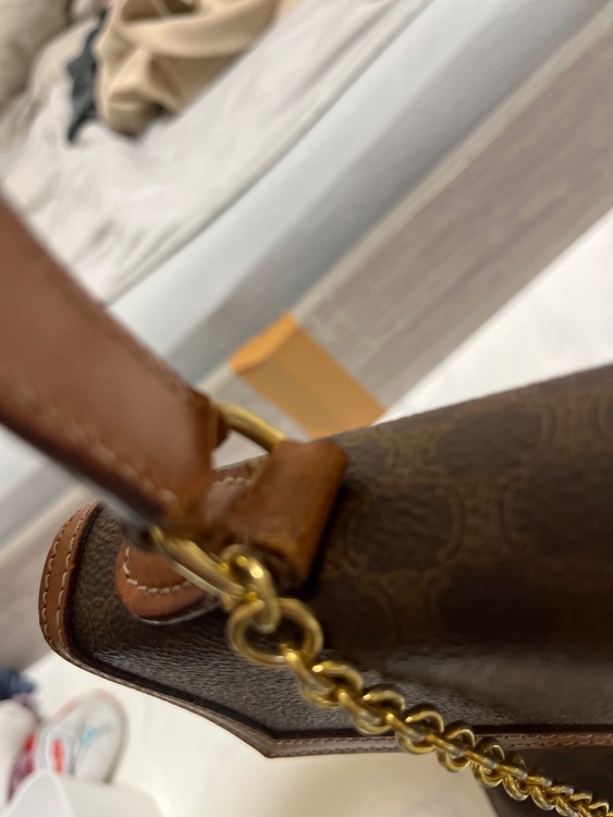 セリーヌ  （ブランドバッグ）の商品画像 - 査定依頼日：2025年11月9日 - 最高査定価格：20,000円