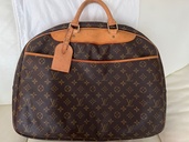 ルイヴィトン モノグラム （ブランドバッグ）の商品画像 - 査定依頼日：2025年12月10日 - 最高査定価格：40,000円