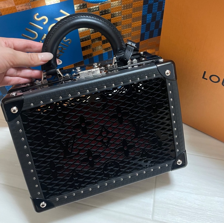 プティットヴァリーズ（ブランドバッグ）の商品画像 - 査定依頼日：2026年3月5日 - 最高査定価格：410,000円