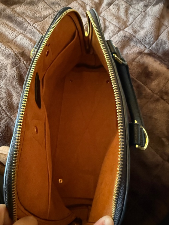 ネオアルマ PM（ブランドバッグ）の商品画像 - 査定依頼日：2026年2月9日 - 最高査定価格：220,000円