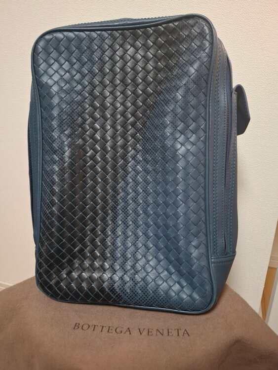 財布　リュック（ブランド財布・小物）の商品画像 - 査定依頼日：2026年5月30日 - 最高査定価格：90,000円