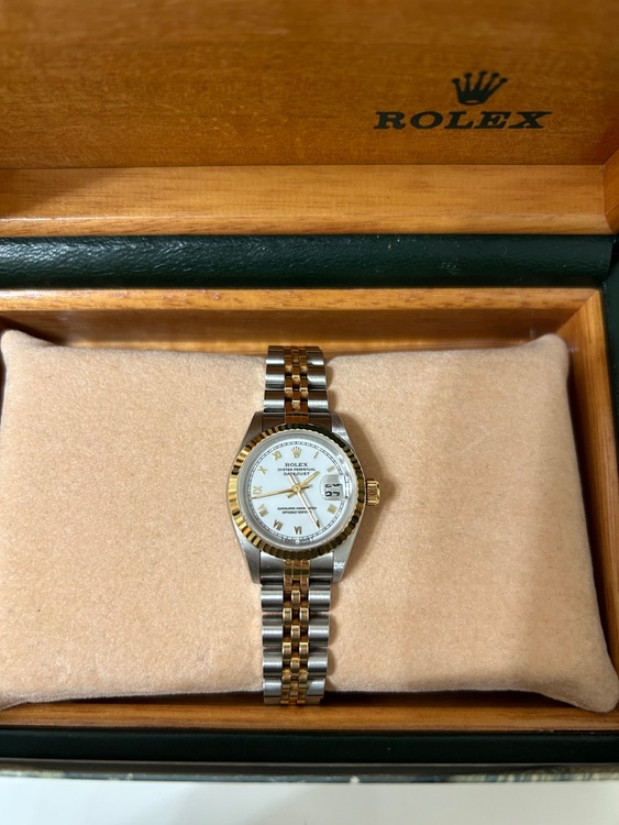 ロレックス デイトジャスト 16233（高級時計）の商品画像 - 査定依頼日：2025年7月16日 - 最高査定価格：900,000円