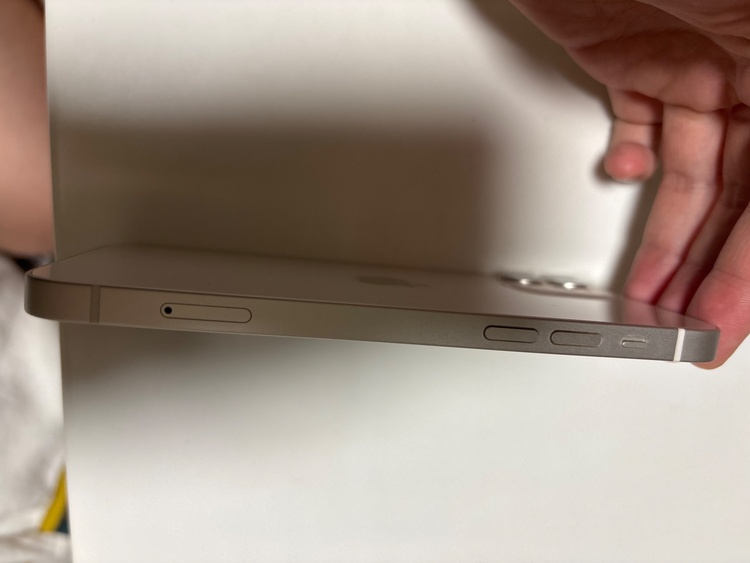 iPhone iPhone 12 256GB SIMフリー（スマホ）の商品画像 - 査定依頼日：2026年8月9日 - 最高査定価格：35,000円