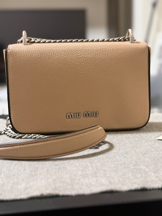 カバン（ブランドバッグ）の商品画像 - 査定依頼日：2025年12月18日 - 最高査定価格：50,000円