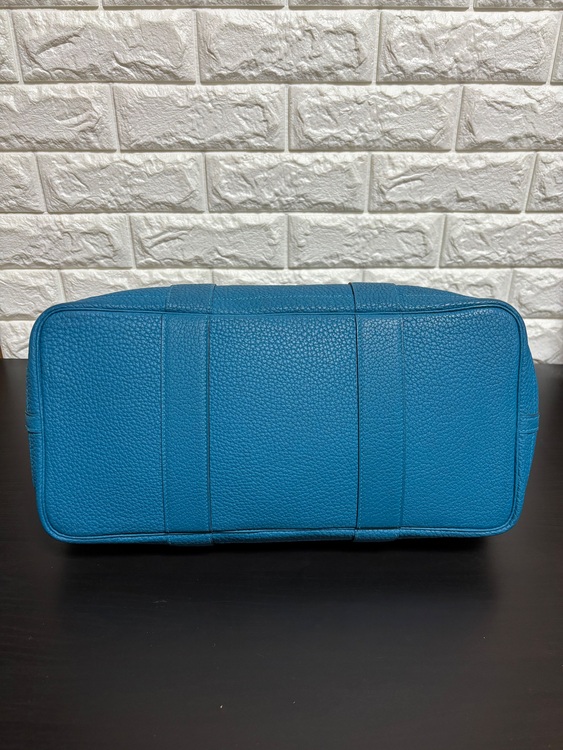 エルメス ガーデンパーティPM ネゴンダ ブルーイズミール C刻印（ブランドバッグ）の商品画像 - 査定依頼日：2025年9月18日 - 最高査定価格：310,000円