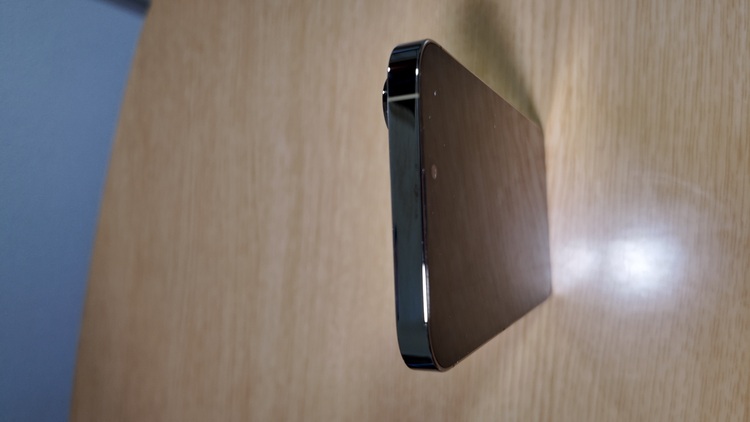 LH9JX40HGL（スマホ）の商品画像 - 査定依頼日：2025年8月10日 - 最高査定価格：96,000円