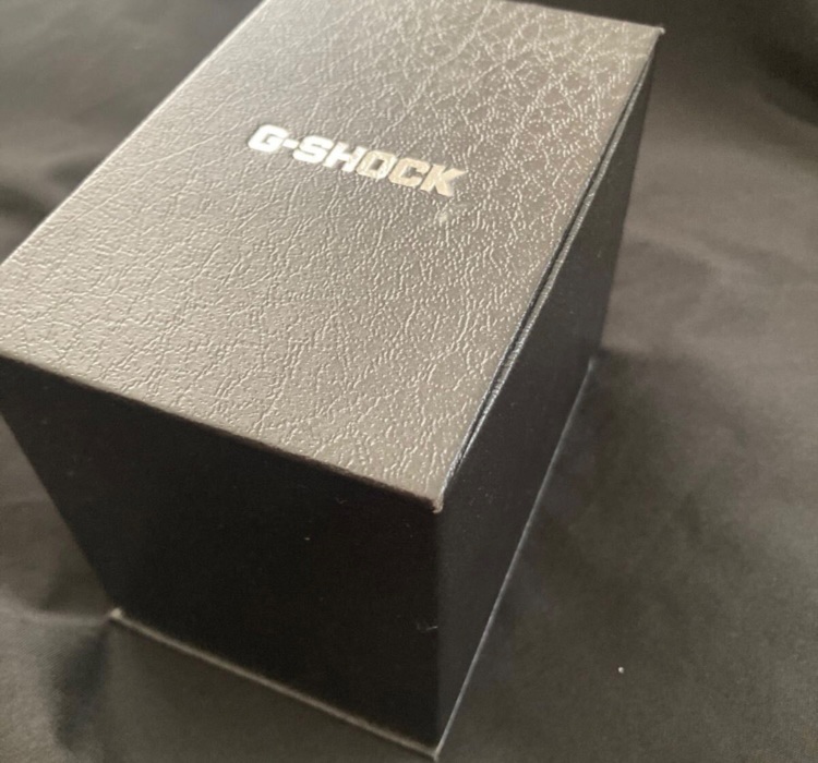 CASIO G-SHOCK GST-w300-1AJF（高級時計）の商品画像 - 査定依頼日：2025年7月12日 - 最高査定価格：10,000円