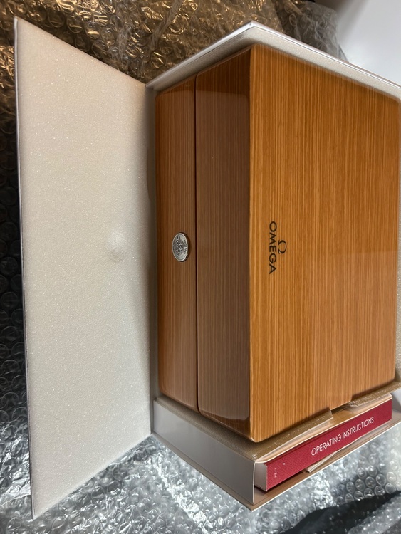 オメガ スピードマスター （高級時計）の商品画像 - 査定依頼日：2025年10月22日 - 最高査定価格：420,000円