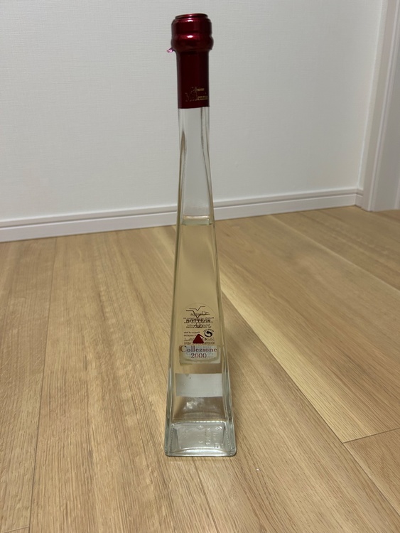 ボッテガ　グラッパ（お酒）の商品画像 - 査定依頼日：2025年12月25日 - 最高査定価格：100円