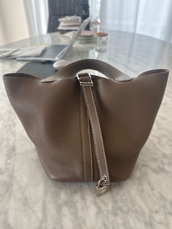 エルメス ピコタン （ブランドバッグ）の商品画像 - 査定依頼日：2025年8月17日 - 最高査定価格：350,000円