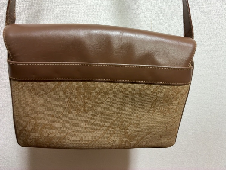 NINARICH ショルダーバッグ（ブランドバッグ）の商品画像 - 査定依頼日：2025年12月2日 - 最高査定価格：500円