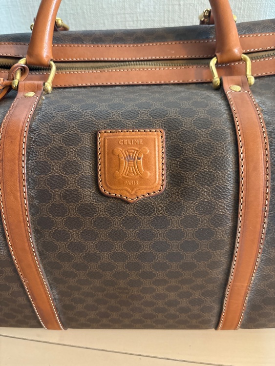 セリーヌ  （ブランドバッグ）の商品画像 - 査定依頼日：2026年4月5日 - 最高査定価格：16,000円