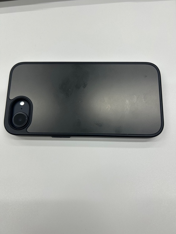 iPhone 16e 512GB 楽天モバイル（スマホ）の商品画像 - 査定依頼日：2026年1月11日 - 最高査定価格：74,000円