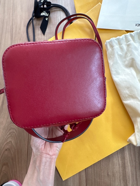 ショルダーバッグ（ブランドバッグ）の商品画像 - 査定依頼日：2025年8月18日 - 最高査定価格：82,000円