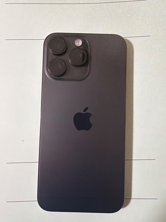 iPhone 15 Pro Max 256GB SIMフリー（スマホ）の商品画像 - 査定依頼日：2026年4月14日 - 最高査定価格：90,000円