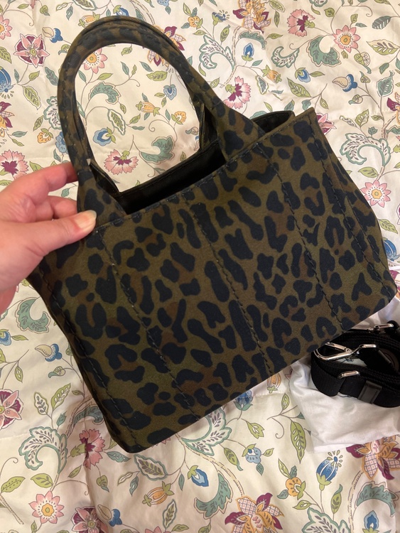 CANAPA ST.LEOPA（ブランドバッグ）の商品画像 - 査定依頼日：2026年5月23日 - 最高査定価格：70,000円