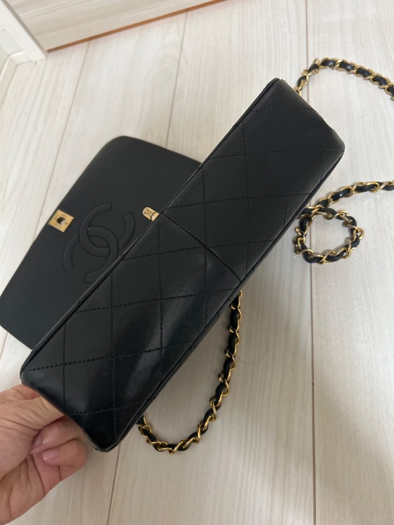 フルフラップ（ブランドバッグ）の商品画像 - 査定依頼日：2025年11月27日 - 最高査定価格：200,000円