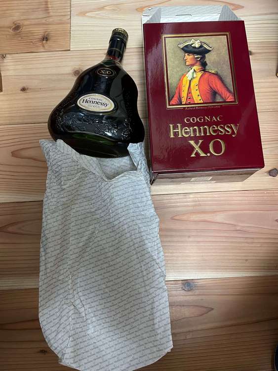 ヘネシー　X.O　グリーンボトル金キャップ（お酒）の商品画像 - 査定依頼日：2022年8月11日 - 最高査定価格：24,000円