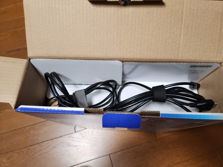 PlayStation 4 500GB CUH-2000AB01（ゲーム機本体・ゲームソフト）の商品画像 - 査定依頼日：2025年6月18日 - 最高査定価格：7,000円