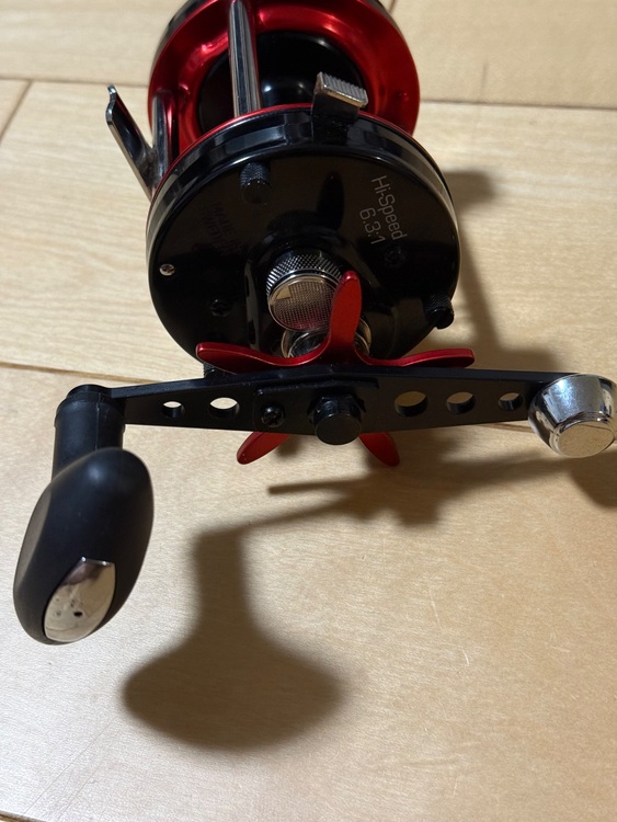6500CS Rocket Black/Red（釣具）の商品画像 - 査定依頼日：2025年9月29日 - 最高査定価格：13,500円