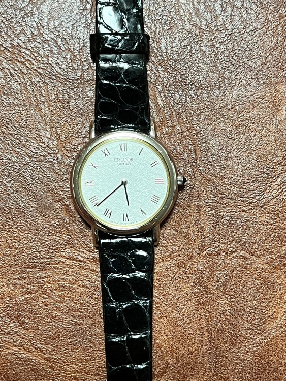 クレドール　900PLATINUM 2F70-0331 R0（高級時計）の商品画像 - 査定依頼日：2025年8月19日 - 最高査定価格：60,000円