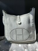 1GM（ブランドバッグ）の商品画像 - 査定依頼日：2026年2月23日 - 最高査定価格：200,000円