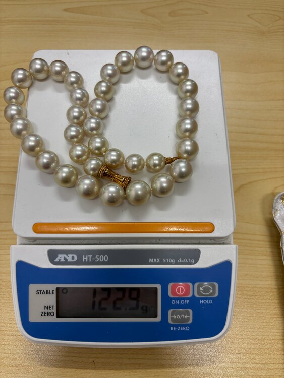 タサキ　パールネックレス（宝石）の商品画像 - 査定依頼日：2025年4月27日 - 最高査定価格：200,000円