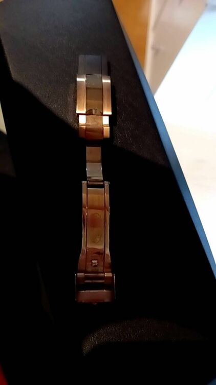 ロレックス ヨットマスター 116655（高級時計）の商品画像 - 査定依頼日：2025年7月21日 - 最高査定価格：3,200,000円