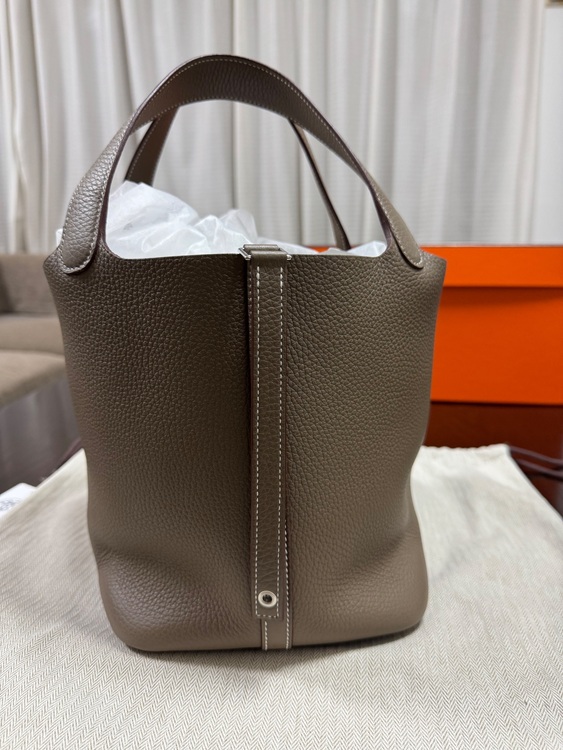 エルメス ピコタン （ブランドバッグ）の商品画像 - 査定依頼日：2025年8月22日 - 最高査定価格：570,000円