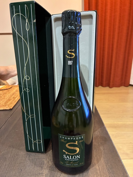 シャンパン サロン（お酒）の商品画像 - 査定依頼日：2026年10月5日 - 最高査定価格：165,000円