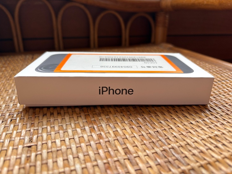 iPhone iPhone 16 128GB SIMフリー（スマホ）の商品画像 - 査定依頼日：2026年7月8日 - 最高査定価格：80,000円