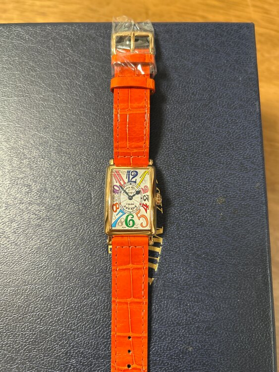 フランクミュラー ロングアイランド 902OZCORORDREAMS5（高級時計）の商品画像 - 査定依頼日：2025年4月23日 - 最高査定価格：450,000円