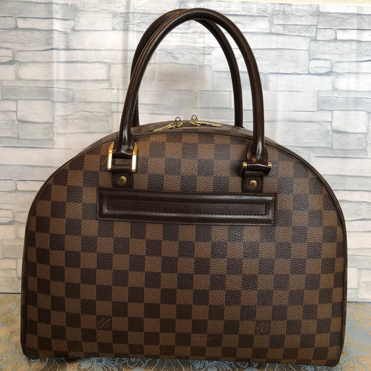 ノリータN41455（ブランドバッグ）の商品画像 - 査定依頼日：2022年11月4日 - 最高査定価格：77,000円