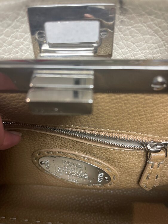 FENDI（ブランドバッグ）の商品画像 - 査定依頼日：2025年5月19日 - 最高査定価格：55,000円