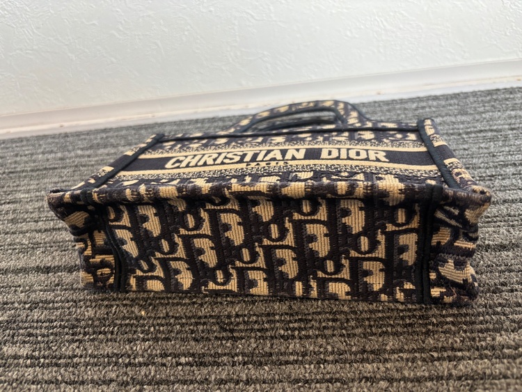 ディオール  （ブランドバッグ）の商品画像 - 査定依頼日：2025年9月17日 - 最高査定価格：150,000円