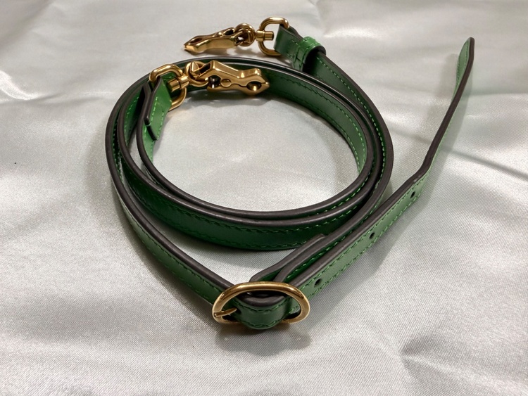 GUCCIスモールバンブーバック（ブランドバッグ）の商品画像 - 査定依頼日：2026年7月16日 - 最高査定価格：163,000円