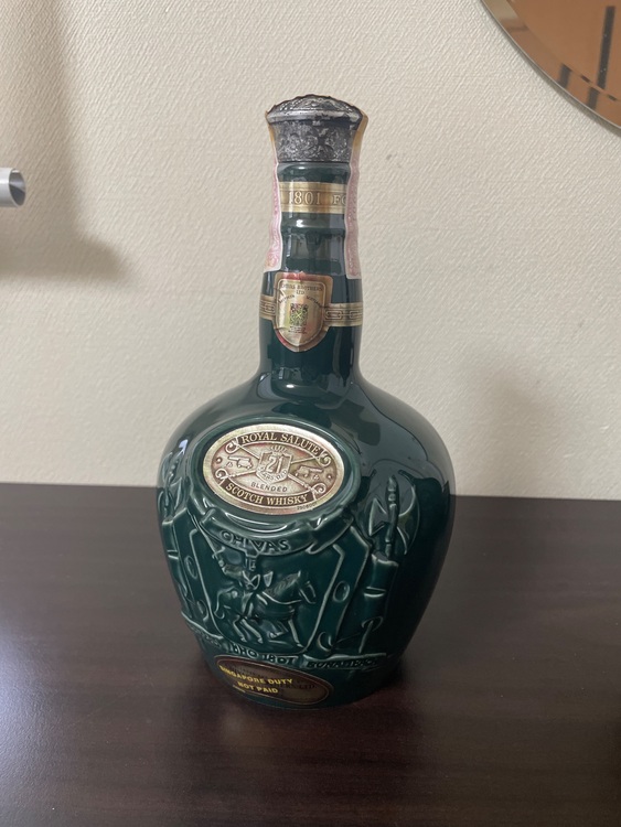 ウイスキー オールドパー （お酒）の商品画像 - 査定依頼日：2025年6月3日 - 最高査定価格：6,000円