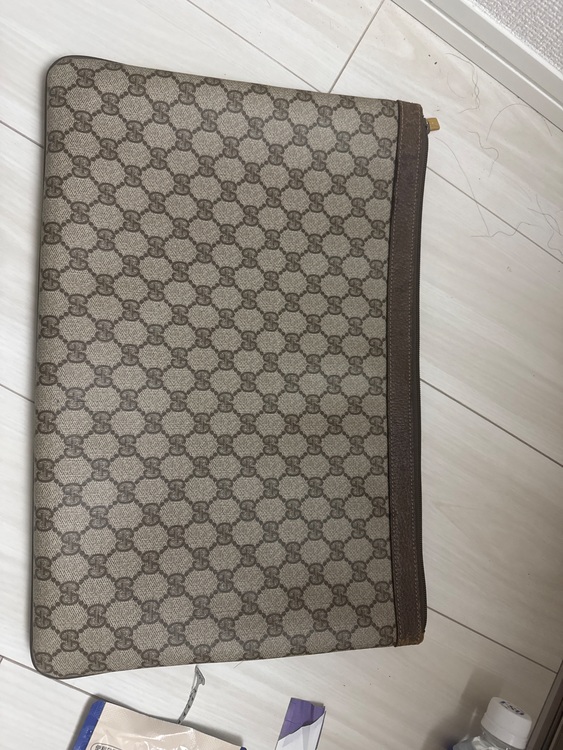 グッチ  （ブランドバッグ）の商品画像 - 査定依頼日：2025年9月12日 - 最高査定価格：2,000円