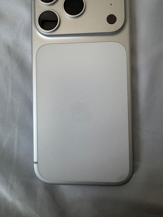 iPhone iPhone 17 Pro 256GB SIMフリー（スマホ）の商品画像 - 査定依頼日：2026年10月1日 - 最高査定価格：150,000円