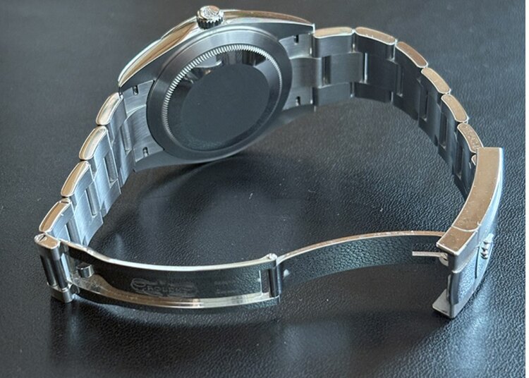 126300 ウインブルドン（高級時計）の商品画像 - 査定依頼日：2025年5月27日 - 最高査定価格：1,370,000円