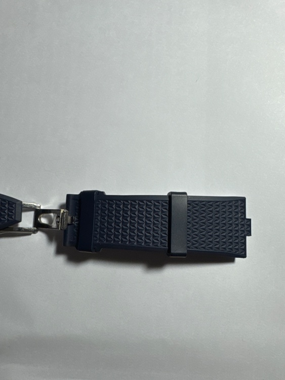 ヴァシュロン コンスタンタン オーヴァーシーズ 4500V/110V-Ｂ12（高級時計）の商品画像 - 査定依頼日：2025年12月6日 - 最高査定価格：3,450,000円