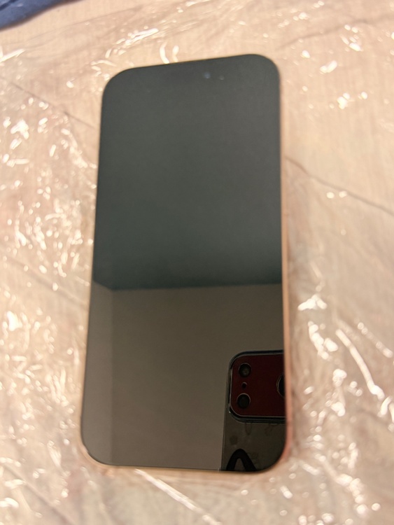 iPhone16𝗣𝗿𝗼（スマホ）の商品画像 - 査定依頼日：2026年1月17日 - 最高査定価格：113,000円